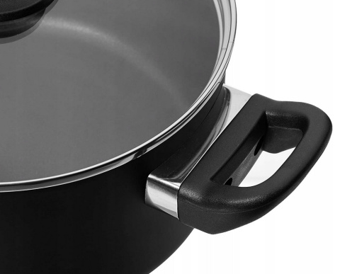 Zestaw garnków aluminiowych Amazon Basics NORA 15 el. Zestaw garnków aluminiowych Amazon Basics NORA 15 el.