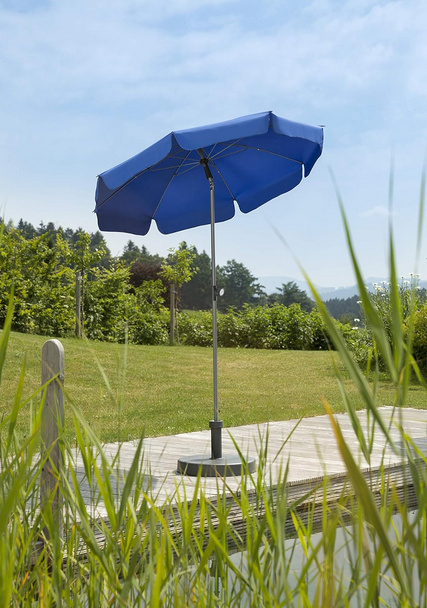 Parasol Schneider Locarno 715-79, ok. 150 cm średnicy, 8-częściowy, królewski niebieski Parasol Schneider Locarno 715-79, ok. 150 cm średnicy, 8-częściowy, królewski niebieski